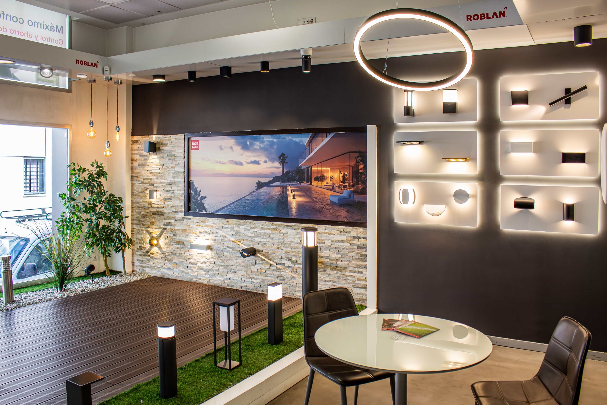 PROYECTO SHOWROOM ROBLAN EN GRUPO RÍAS MADRID